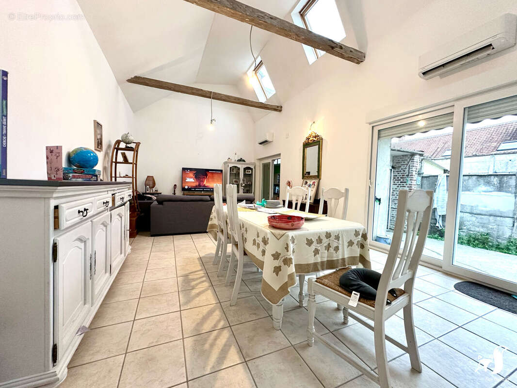 Maison à VILLERS-OUTREAUX