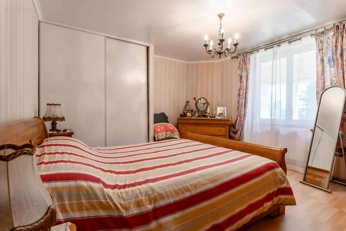 Country property - photo 22
