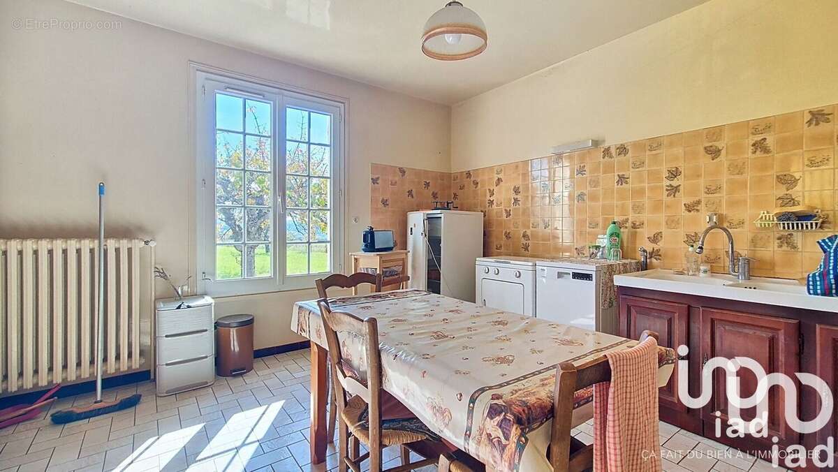 Photo 3 - Maison à EPINEUIL