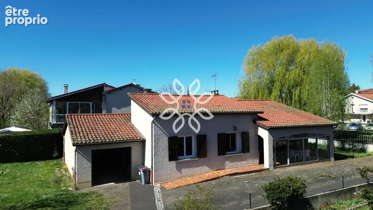 Photo Maison à Brioude au prix de 172 500€