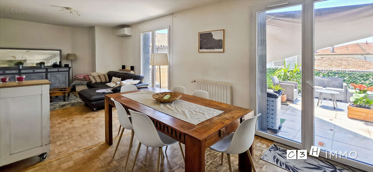 Appartement 211 m² à Cazeres  - photo 5