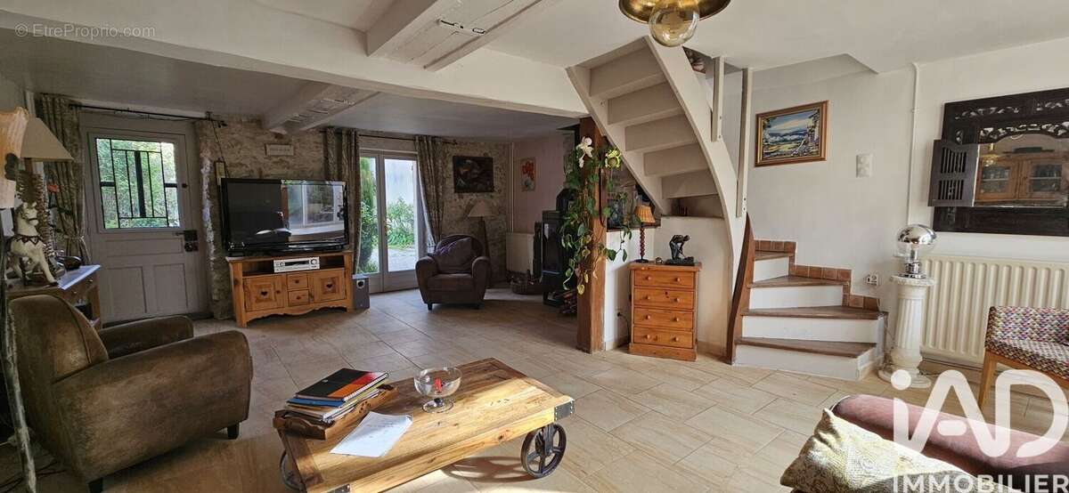 Photo 3 - Maison à BEVILLE-LE-COMTE