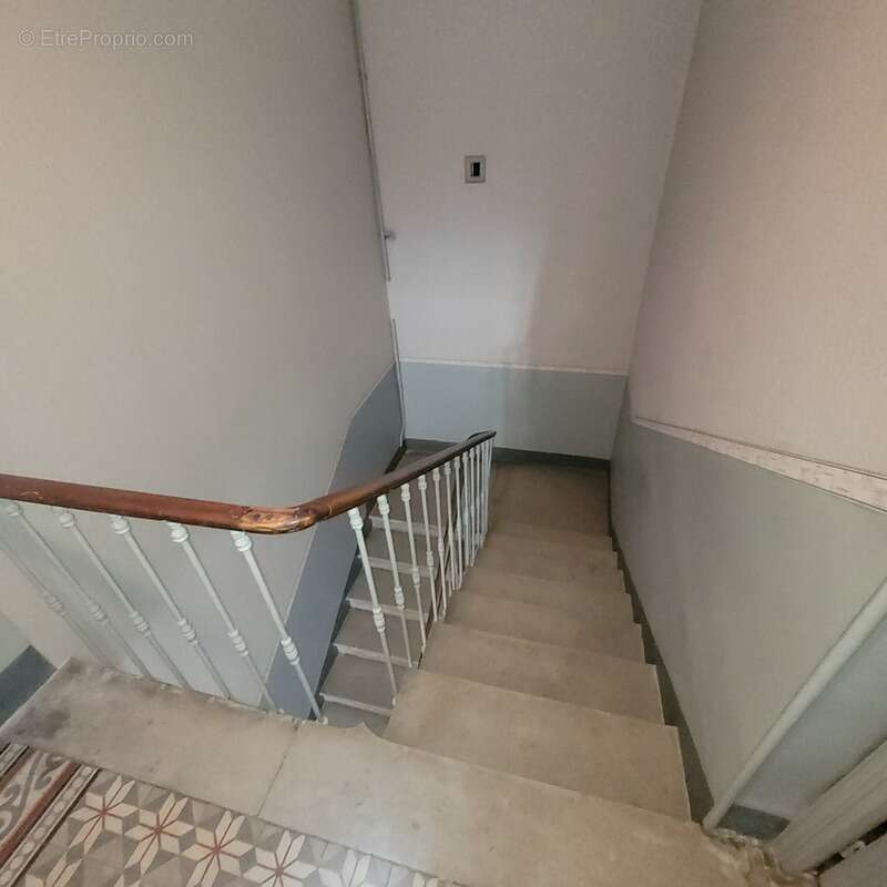 Dpt Gard (30), à vendre ALES immeuble de rapport 175m2 environ à rénover + terrain 300m² environ - photo 7