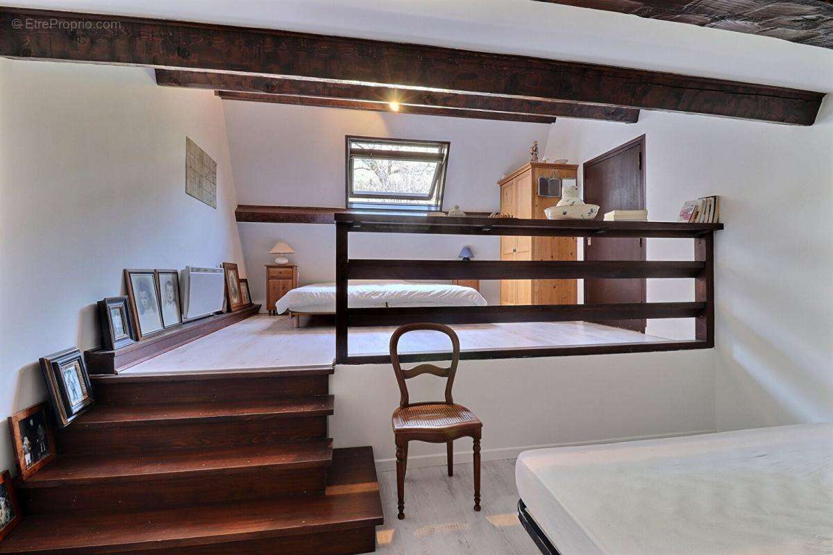 Maison à LA ROCHETTE