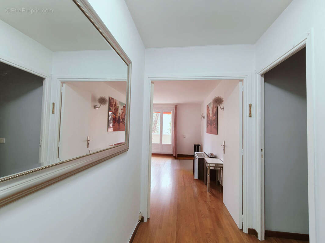 Appartement à PARIS-12E