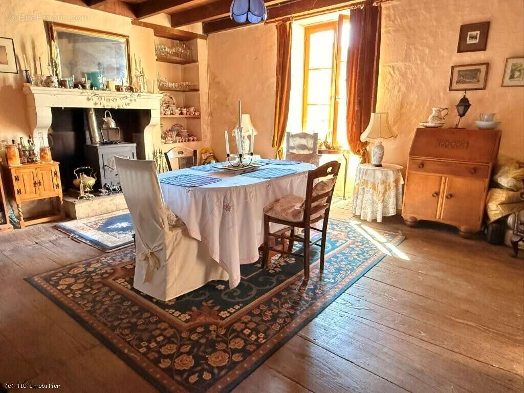 Maison à MANSLE