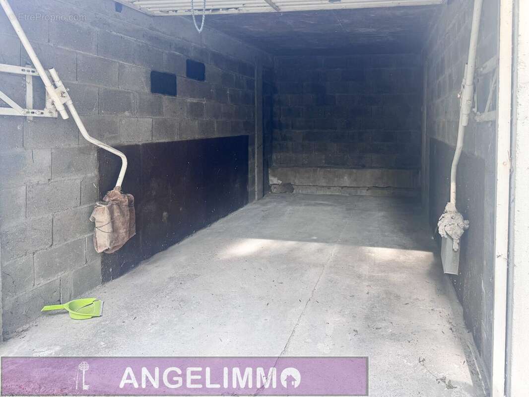 Parking à FRANCONVILLE