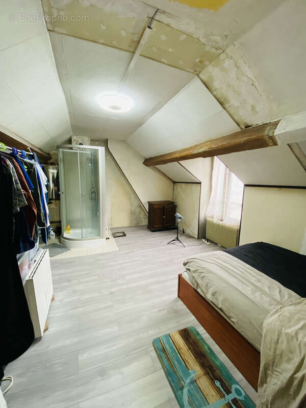 Maison à MONTEREAU-FAULT-YONNE