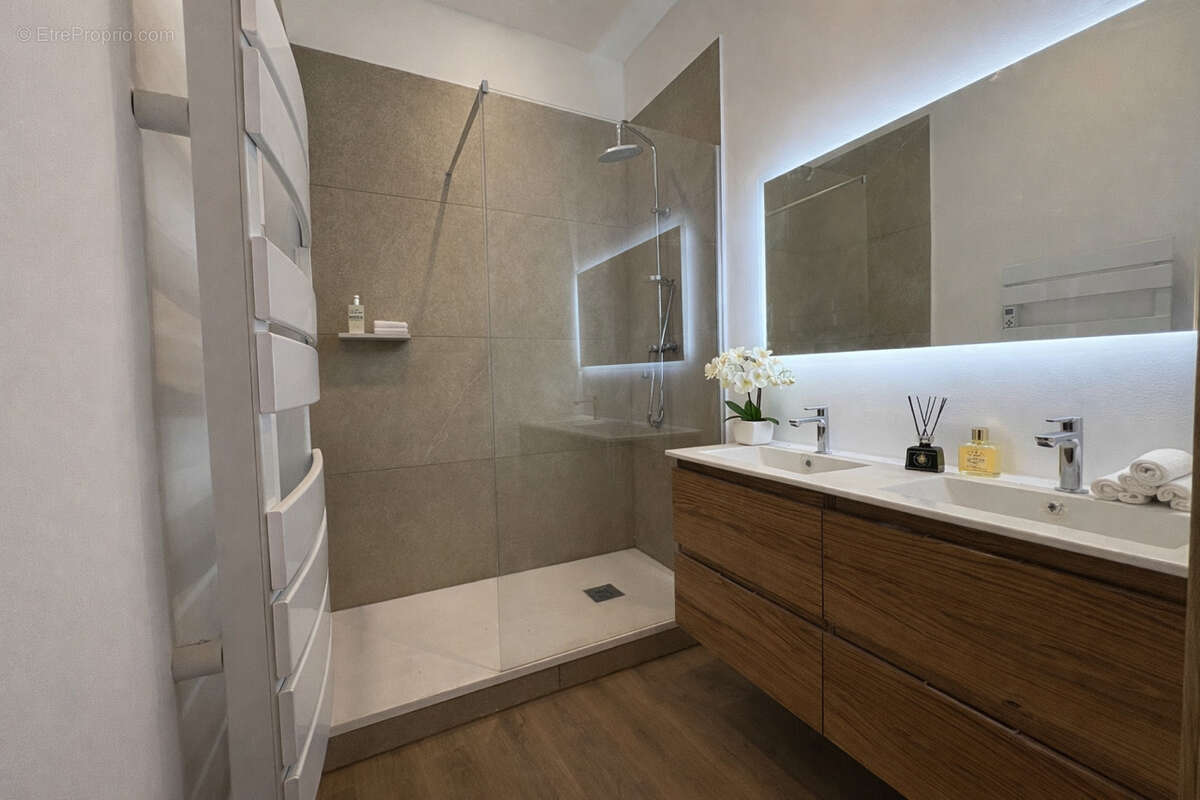 Appartement à AUBAGNE