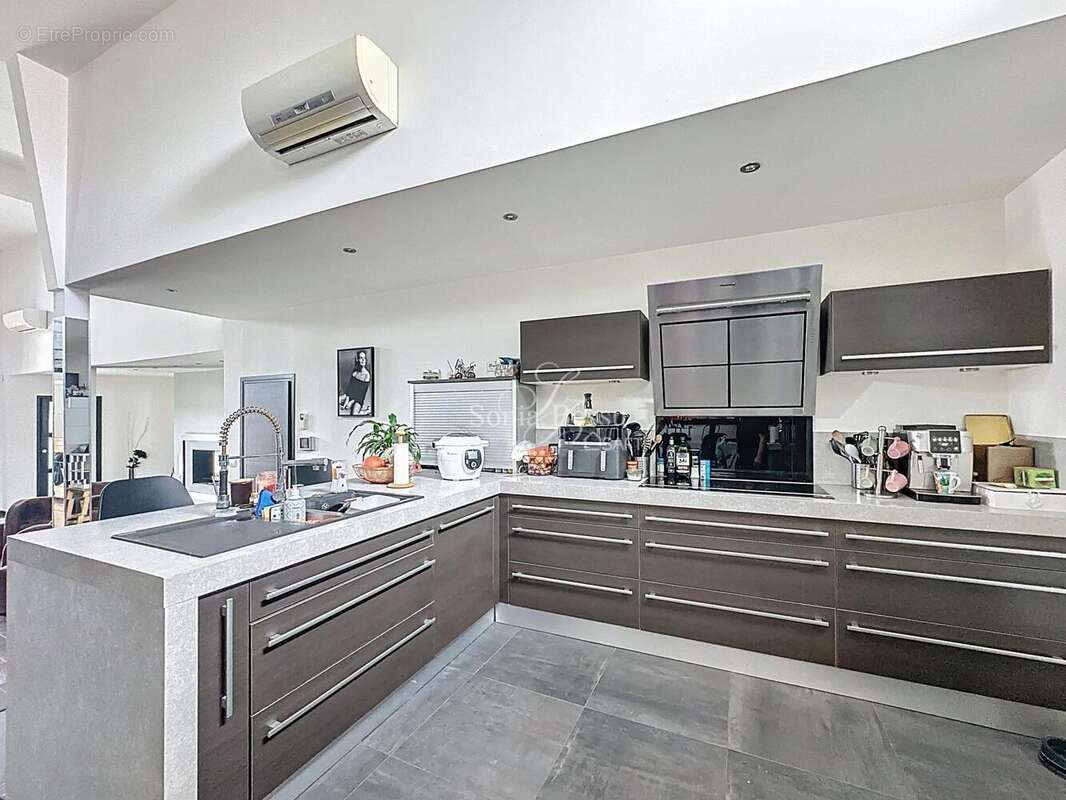 Photo 2 - Maison à COURRIERES