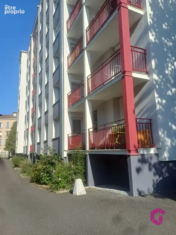 Appartement à SAINT-ETIENNE