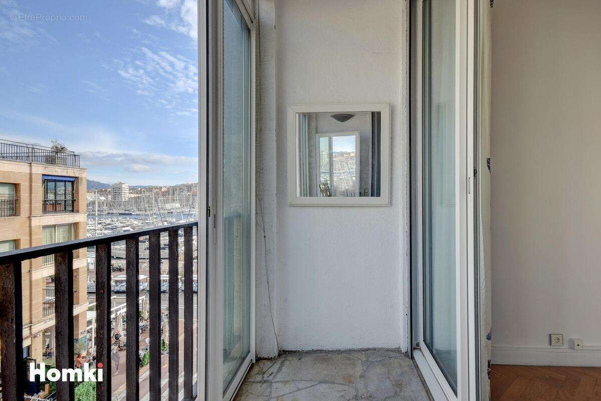 Appartement à MARSEILLE-2E