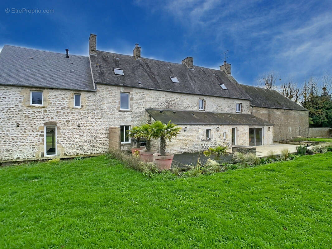 Maison à PICAUVILLE