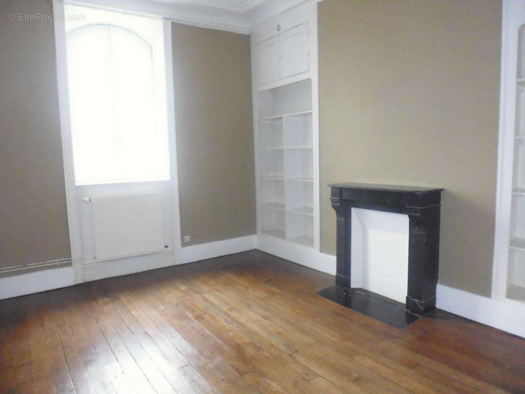 Appartement à SEDAN