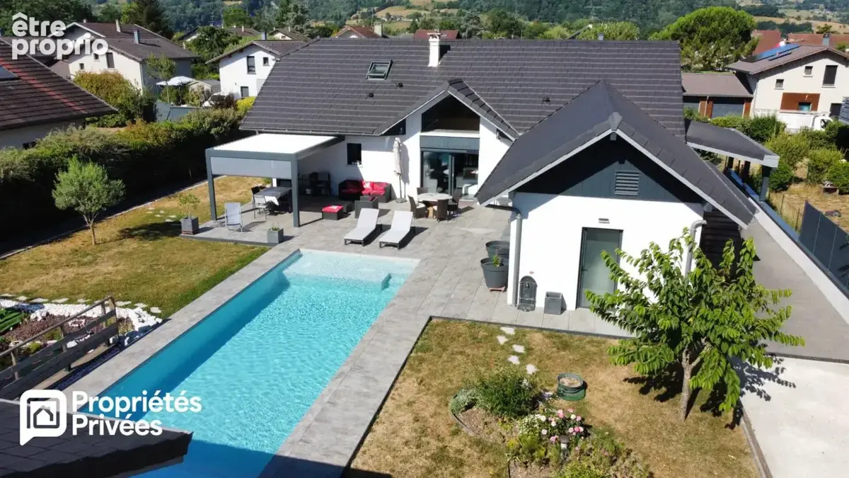Maison à VALLIERES