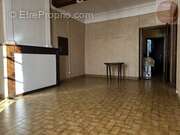 Appartement à LASALLE