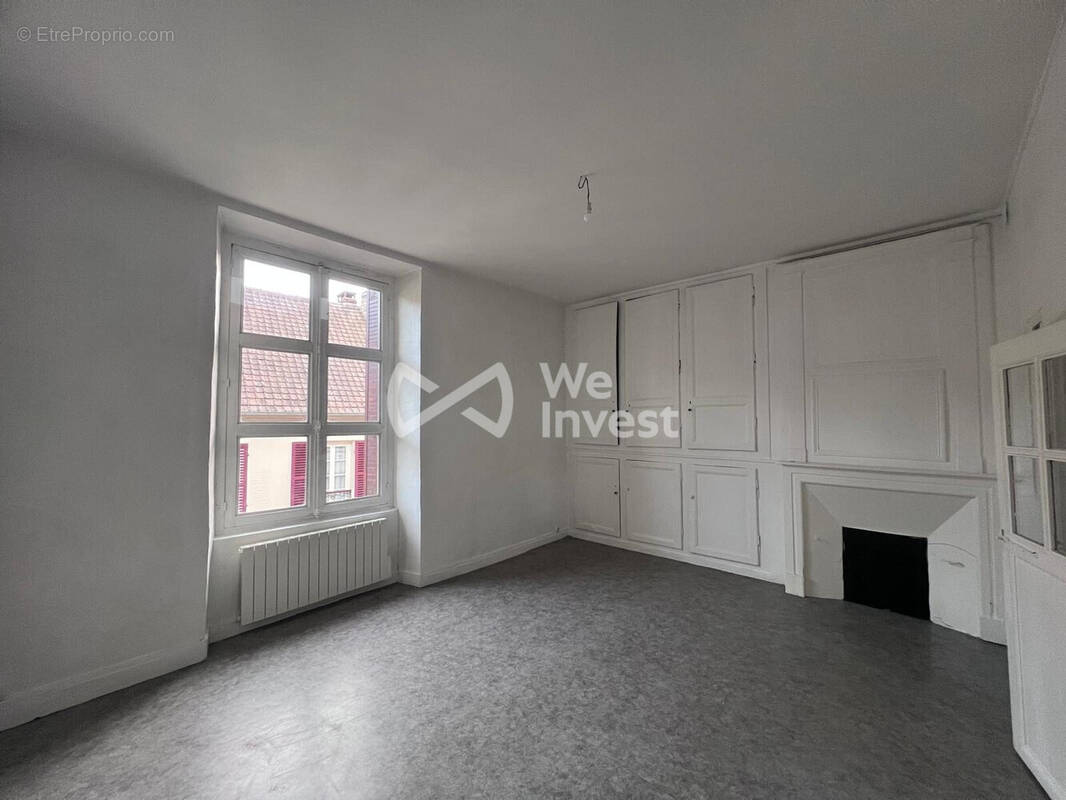 Appartement à SAINT-ARNOULT-EN-YVELINES