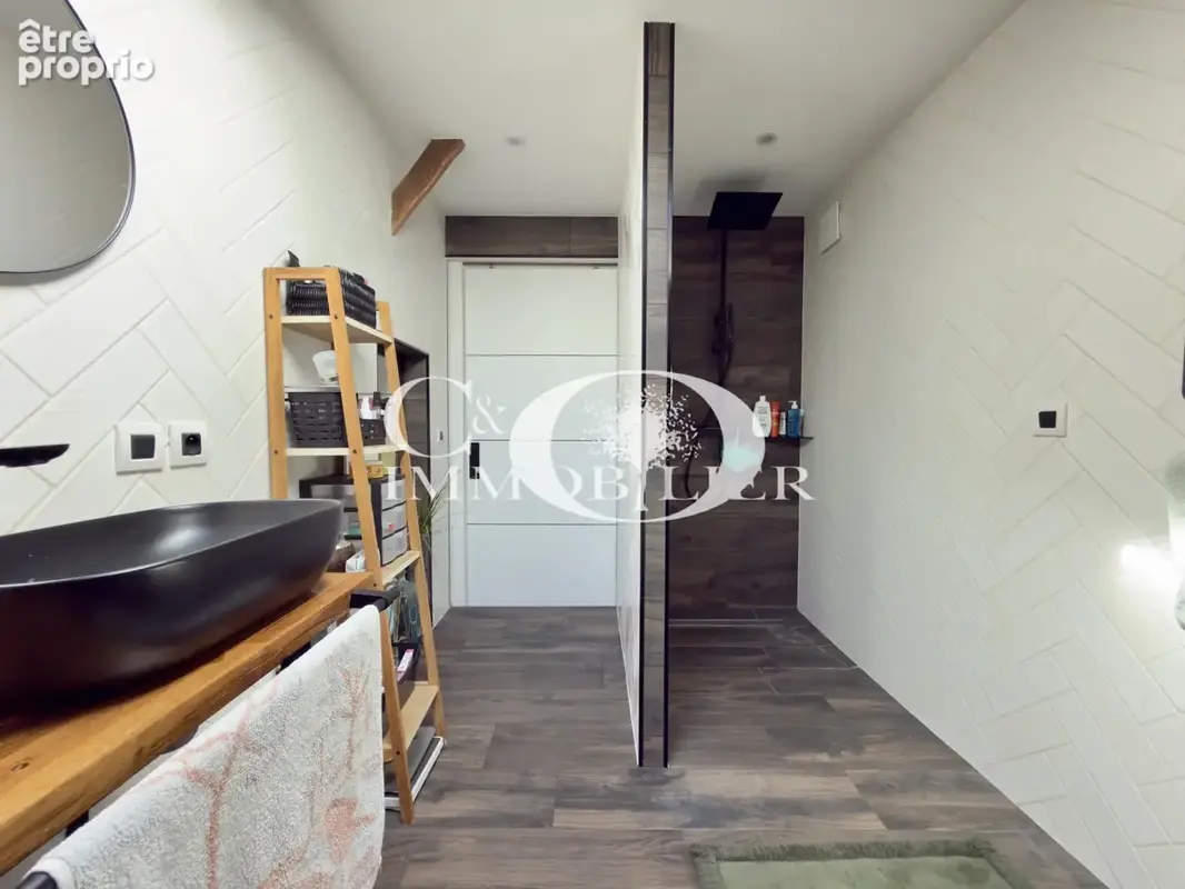 Maison en pierre rénovée avec soin de 145 m2 - photo 11