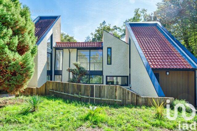 Photo 1 - Maison à CARIGNAN-DE-BORDEAUX