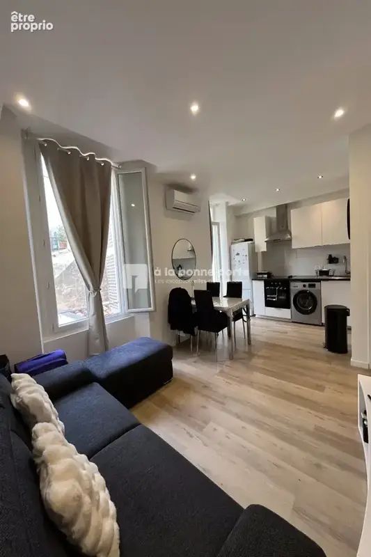 Appartement 2 pièces 30 m² à vendre à Marseille-6e (13006) - photo 2