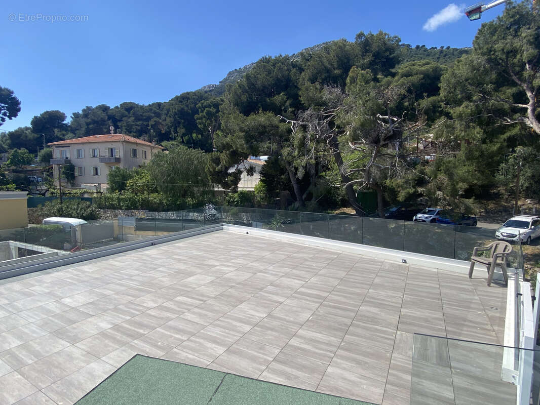 Appartement à BEAUSOLEIL