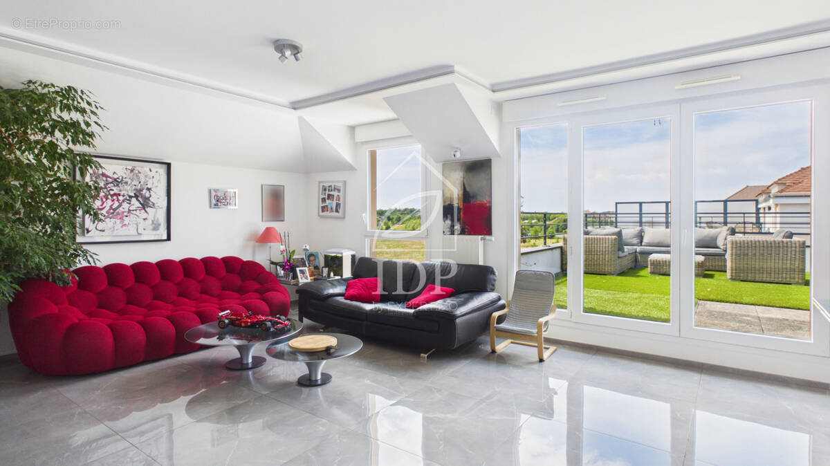 Appartement à SAINT-PIERRE-DU-PERRAY