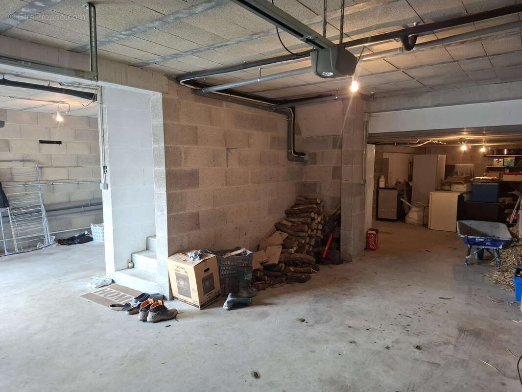 Maison à SAINT-YRIEIX-LA-PERCHE