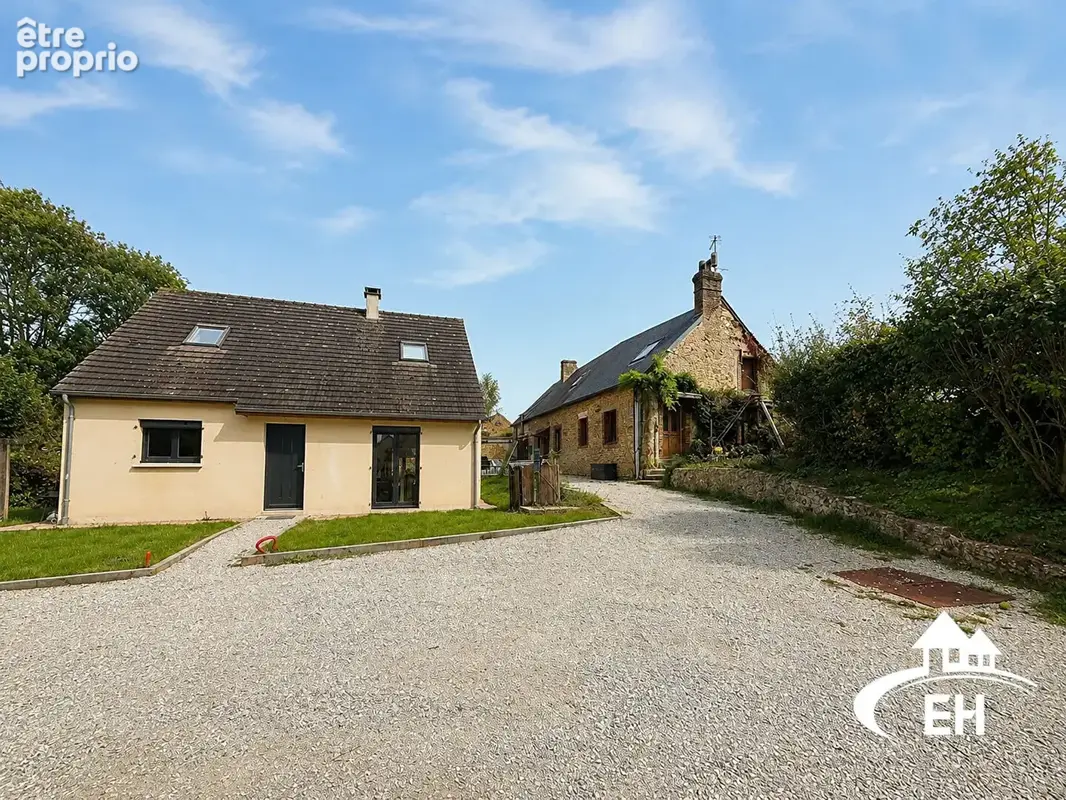Maison à LE MELE-SUR-SARTHE