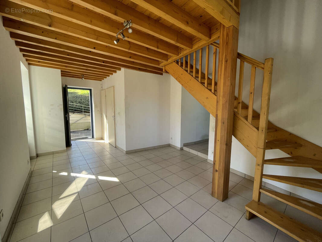 Photo 2 - Appartement à THIZY