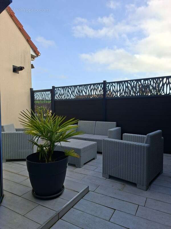 Maison 4 chambres secteur Mamers - SAint Longis, parfaitement entretenue, impasse calme, grand cellier et garage, jardin clos - photo 2