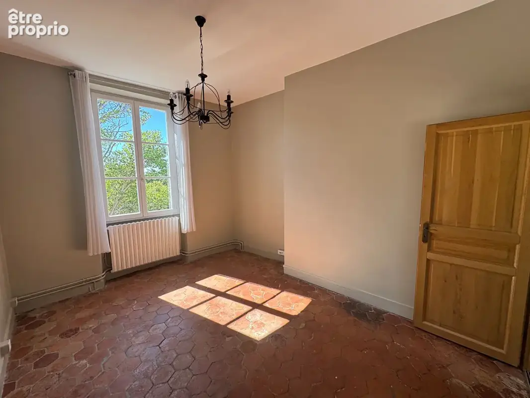 Maison ancienne de caractère entièrement rénovée Neauphle Le Chateau 7 pièces  165 m2 - photo 6