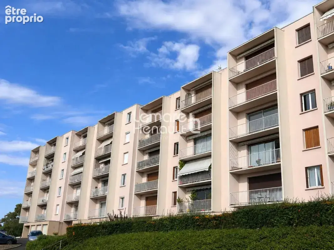 F3 64 m² avec balcon, garage et cave - photo 1