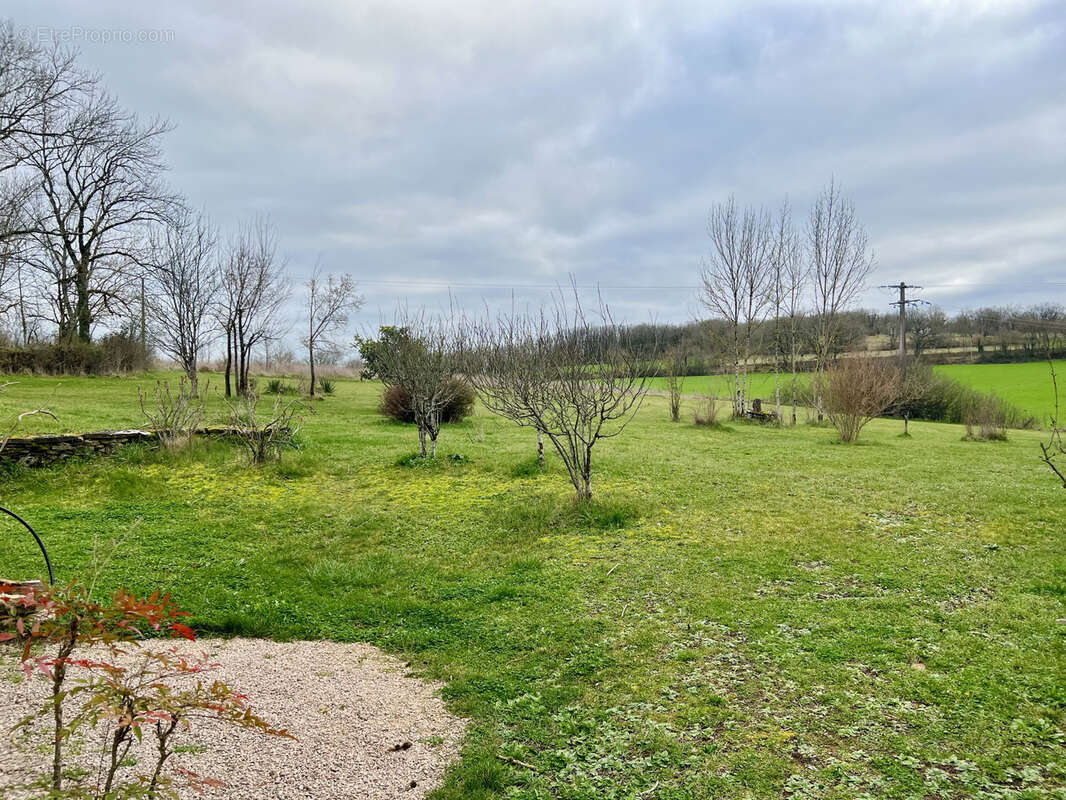 Maison à SAINT-PIERRE-TOIRAC