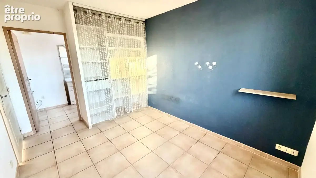 Appartement de type T2 avec terrasse de 25 m²  sans vis à vis et garage  privatif. - photo 5