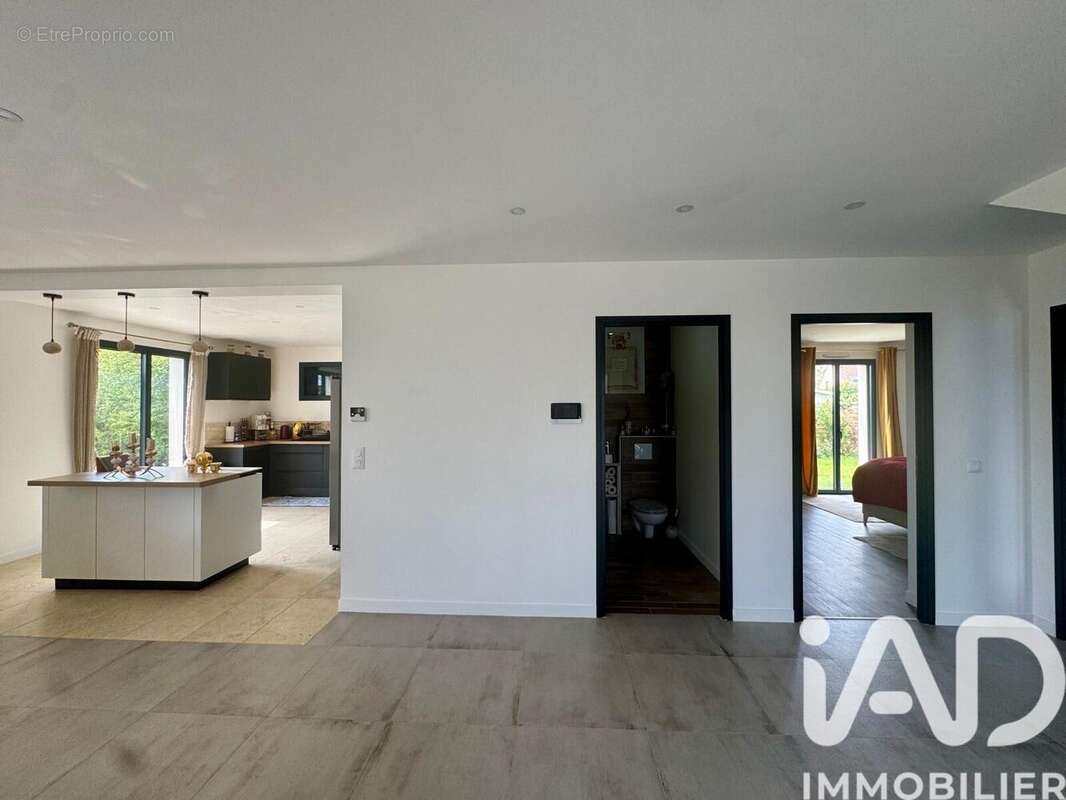 Photo 9 - Maison à HOUDAN