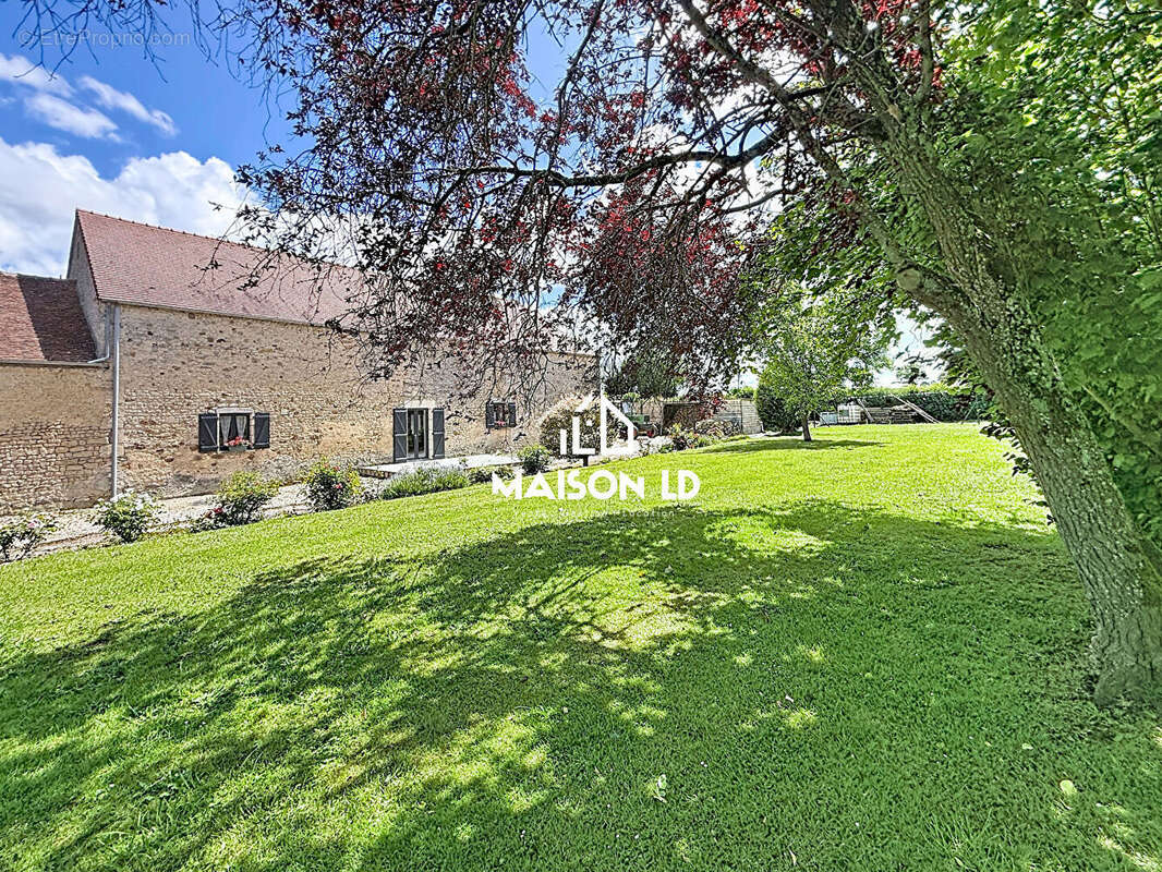 Maison à PERTHEVILLE-NERS