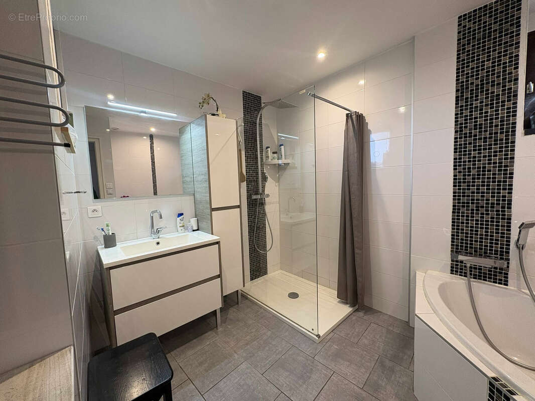 Maison à LAMURE-SUR-AZERGUES