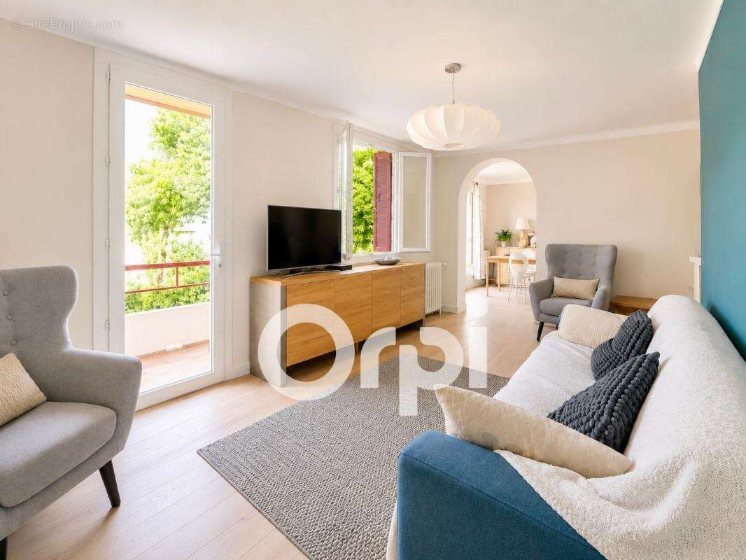 Maison familiale avec jardin et dépendance à Villard-Bonnot - photo 7