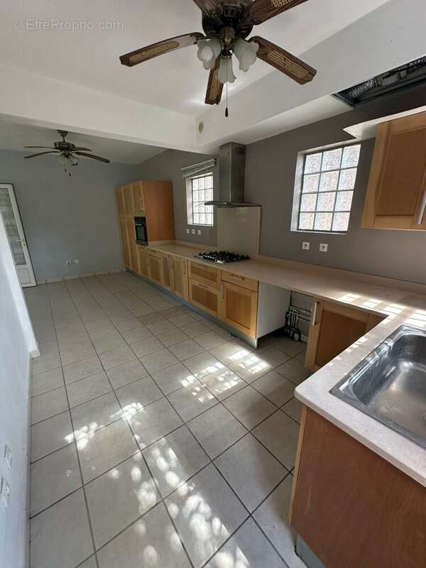 Maison à SAINTE-SUZANNE