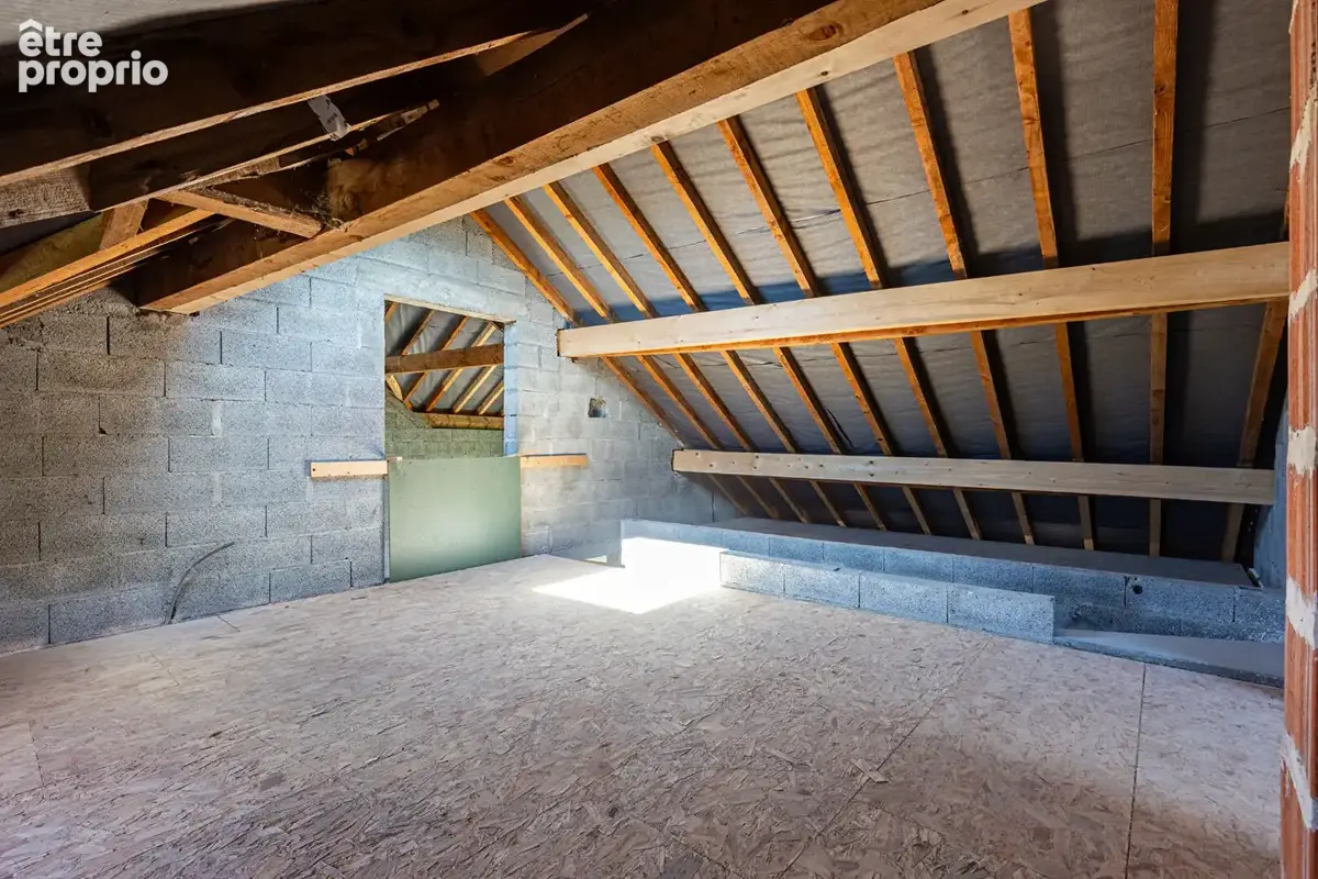 "cyprès" - thusy - a vendre en exclusivite - corps de ferme a renover 291m2 et annexes garage, caves & hangar 115m2 - toiture re - photo 16