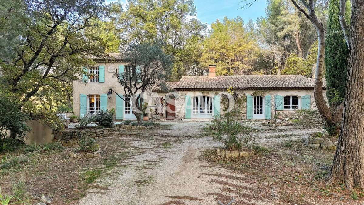 Maison à SALON-DE-PROVENCE