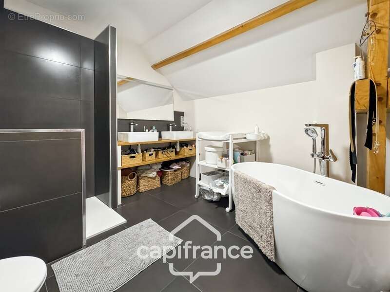 Maison à CHALON-SUR-SAONE