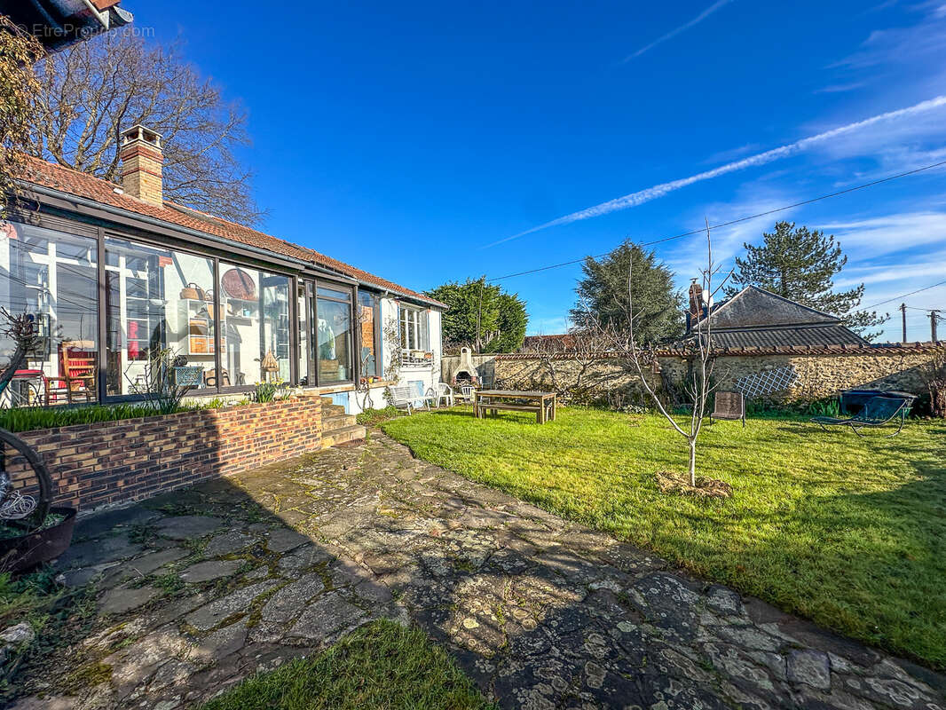 Maison à PLAISIR