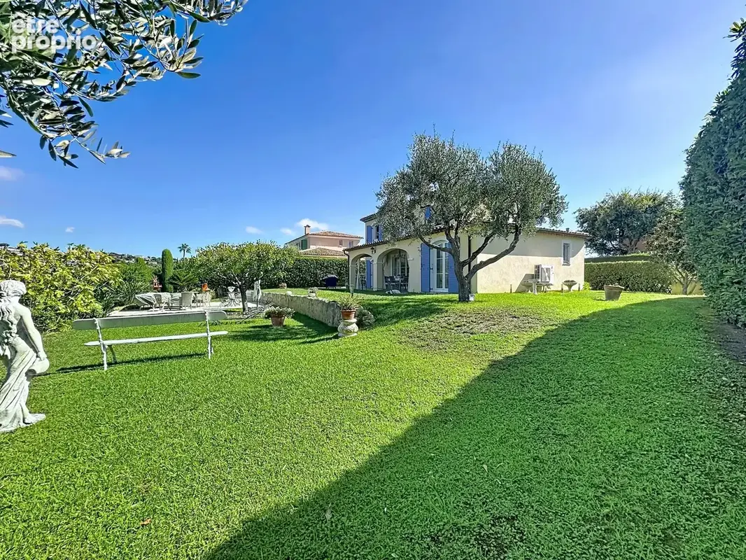 Sur la Côte d'Azur, villeneuve-Loubet limite Biot, calme jardin garage, parking, piscine - photo 23