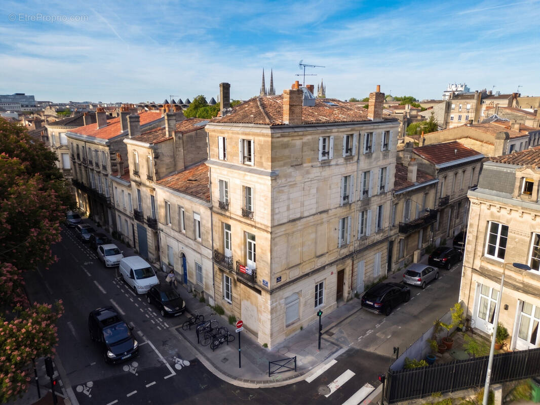 Appartement à BORDEAUX