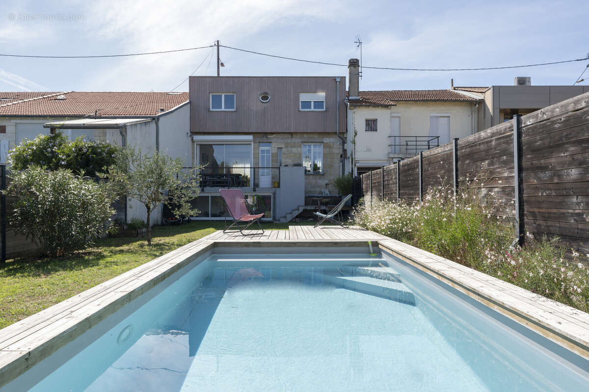 Maison à LE BOUSCAT