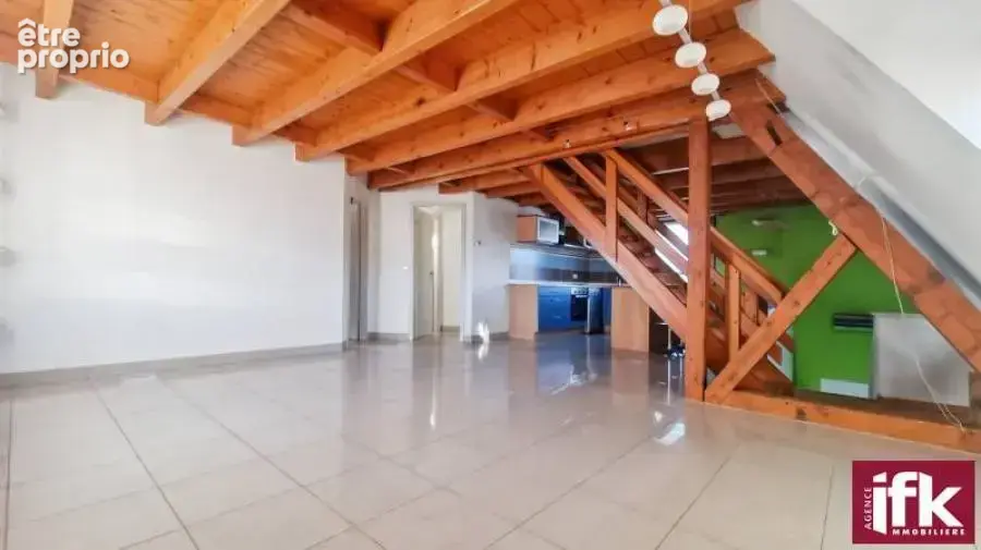 Logelbach; Appartement Duplex, 4 pièces,  jardin et parking - photo 4