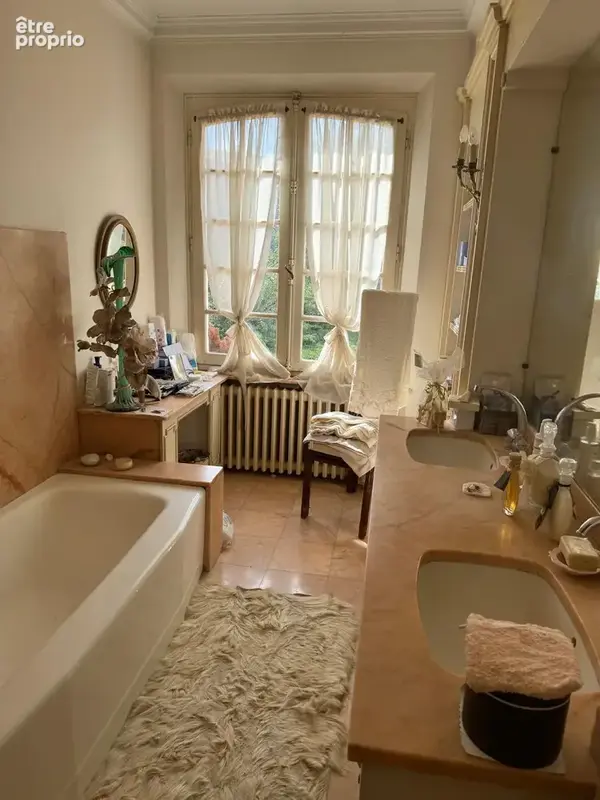 Proche centre Bram, Villa de caractère de 355m2 sur un jardin paysagé et clôturé de 3600 m2. - photo 7