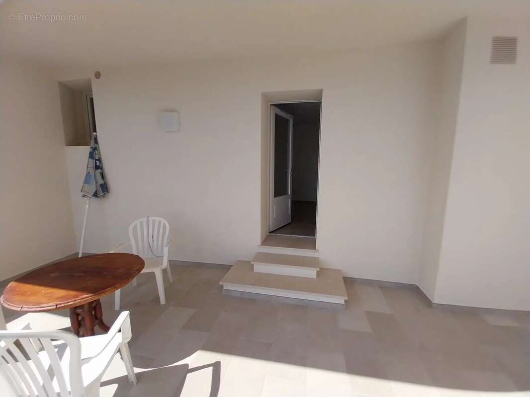Appartement à ROQUEBRUNE-CAP-MARTIN