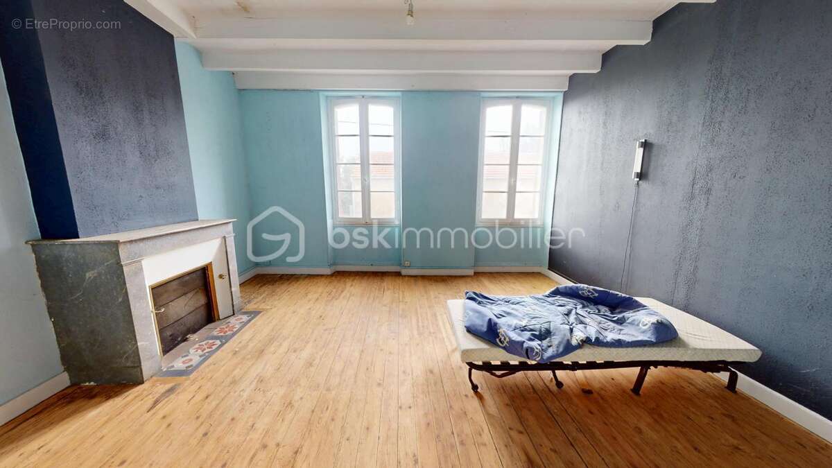 Maison à SAINT-CIERS-SUR-GIRONDE